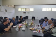 מלול לזפרני:"חתיכת חרא, שב חתיכת דרק" זפרני למלול: "חתיכת אפס, מה תעשה לי?!"