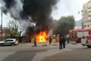 צפו בוידאו: אוטובוס של אגד עלה בלהבות